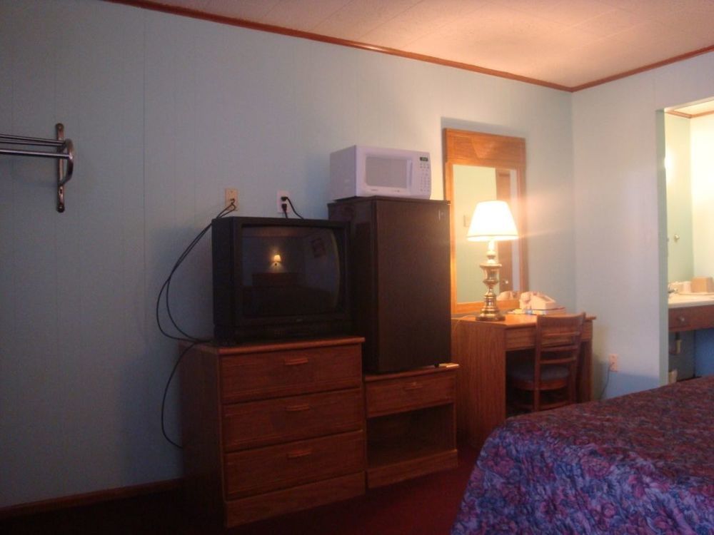 Curry'S Motel Saginaw Room photo