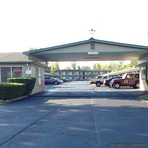 Curry'S Motel Saginaw Exterior photo